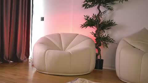 alexxiskye online show from July 2, 2026, 6:08 am