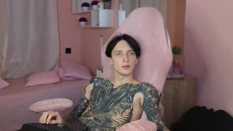 Alex online show from October 16, 2025, 4:30 pm