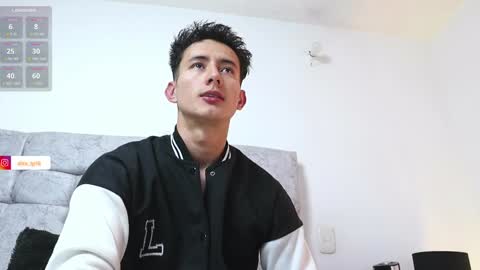 Snapshot of alexxx__01 chatting on February 4, 2025, 11:06 pm Alex online show from February 4, 2025, 11:06 pm