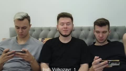 AlexDimaIgor online show from October 26, 2025, 2:12 pm