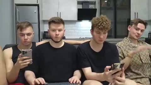 AlexDimaIgor online show from June 14, 2026, 8:33 pm