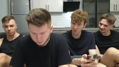 AlexDimaIgor online show from June 19, 2026, 8:34 pm