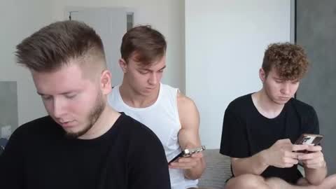 AlexDimaIgor online show from July 20, 2026, 9:01 am