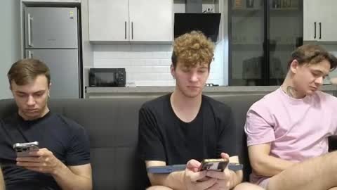 AlexDimaIgor online show from July 28, 2026, 8:52 pm