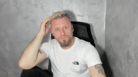 alexyno2022 ONLYFANS online show from March 23, 2026, 7:07 pm