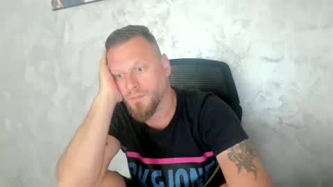 Snapshot of alexyno2020 chatting on May 29, 2026, 8:12 am alexyno2022 ONLYFANS online show from May 29, 2026, 8:12 am