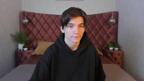 Snapshot of alfred_joness chatting on November 2, 2025, 6:49 am Alfred online show from November 2, 2025, 6:49 am