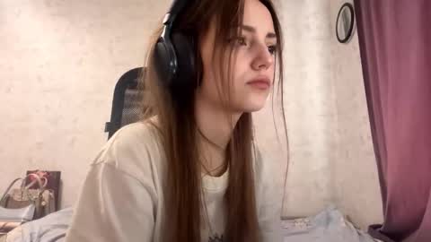 Alice online show from October 13, 2025, 8:25 am