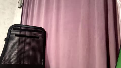 Alice online show from October 31, 2025, 9:21 am