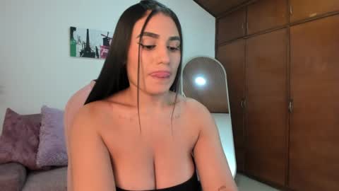 Snapshot of alheli_16 chatting on May 2, 2026, 12:32 pm Alheli online show from May 2, 2026, 12:32 pm