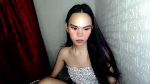 Snapshot of aliahadams chatting on March 7, 2025, 11:29 am ALIAH online show from March 7, 2025, 11:29 am