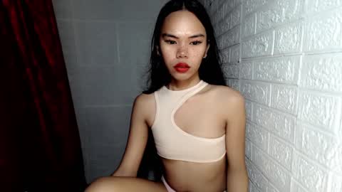 Snapshot of aliahadams chatting on March 9, 2025, 8:40 am ALIAH online show from March 9, 2025, 8:40 am