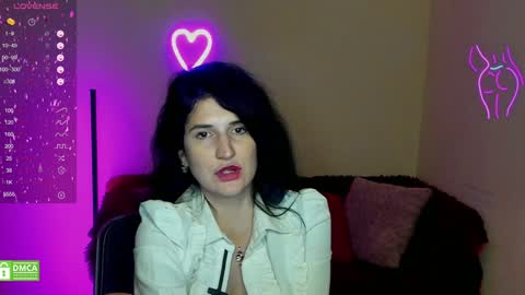 Alianna online show from January 22, 2025, 1:11 pm