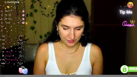 Snapshot of alianna_solo_kiss chatting on May 21, 2026, 11:28 am Alianna online show from May 21, 2026, 11:28 am