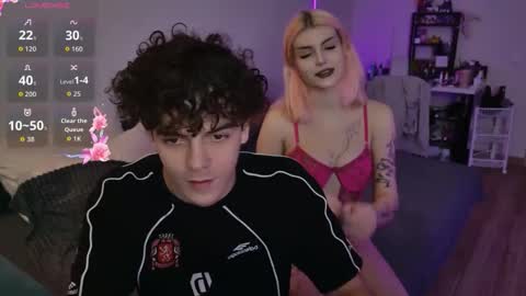 alice and james online show from September 21, 2025, 6:42 pm