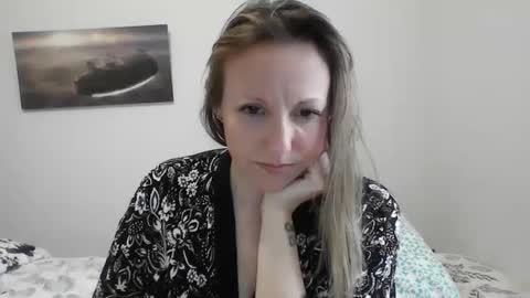 Snapshot of alice8363 chatting on February 12, 2025, 4:11 pm Alice online show from February 12, 2025, 4:11 pm