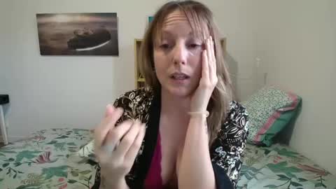 Snapshot of alice8363 chatting on February 25, 2025, 4:42 pm Alice online show from February 25, 2025, 4:42 pm