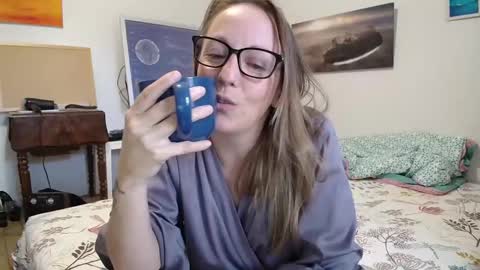 Snapshot of alice8363 chatting on October 10, 2025, 4:17 pm Alice online show from October 10, 2025, 4:17 pm