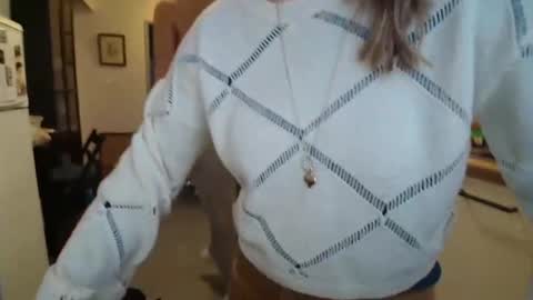 Snapshot of alice8363 chatting on January 6, 2026, 8:07 am Alice online show from January 6, 2026, 8:07 am