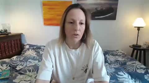 Snapshot of alice8363 chatting on March 29, 2026, 9:09 am Alice online show from March 29, 2026, 9:09 am