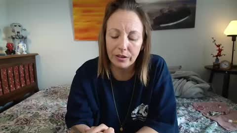 Snapshot of alice8363 chatting on May 11, 2026, 1:50 pm Alice online show from May 11, 2026, 1:50 pm