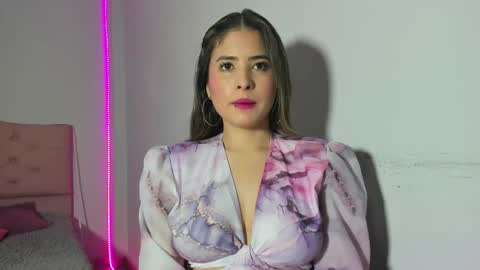 alice_cespedes online show from February 17, 2025, 10:14 pm