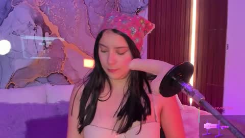 Snapshot of alice_cute77 chatting on January 17, 2026, 9:29 pm Mey online show from January 17, 2026, 9:29 pm