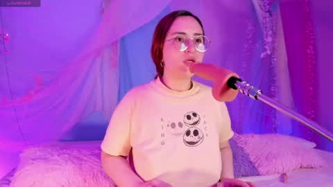 Snapshot of alice_cute77 chatting on May 3, 2026, 4:51 am Mey online show from May 3, 2026, 4:51 am