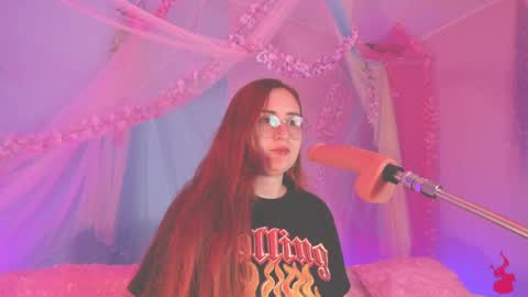 Snapshot of alice_cute77 chatting on May 17, 2026, 5:05 am Mey online show from May 17, 2026, 5:05 am