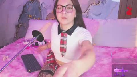 Snapshot of alice_cute77 chatting on May 29, 2026, 5:11 pm Mey online show from May 29, 2026, 5:11 pm