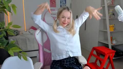 Alichery online show from December 17, 2025, 6:08 am