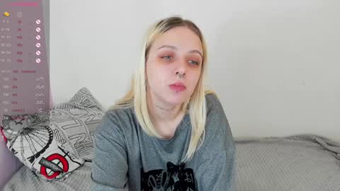 alice_halle online show from January 18, 2025, 10:28 pm
