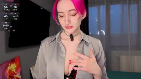 Snapshot of alice_in_chaturland_ chatting on April 24, 2026, 2:41 pm Alice online show from April 24, 2026, 2:41 pm
