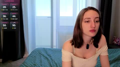 Snapshot of alice_in_chaturland_ chatting on June 5, 2026, 8:31 am Alice online show from June 5, 2026, 8:31 am