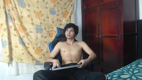 Snapshot of alice_julls chatting on May 21, 2026, 5:42 pm alice online show from May 21, 2026, 5:42 pm