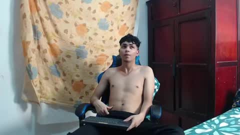 Snapshot of alice_julls chatting on June 2, 2026, 7:16 pm alice online show from June 2, 2026, 7:16 pm