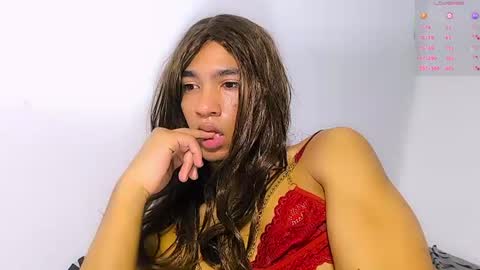 alice_loveah online show from July 26, 2026, 4:03 pm