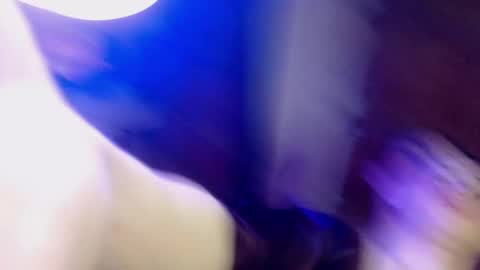 Snapshot of alice_m00nn chatting on January 14, 2025, 12:43 am alice_m00nn online show from January 14, 2025, 12:43 am