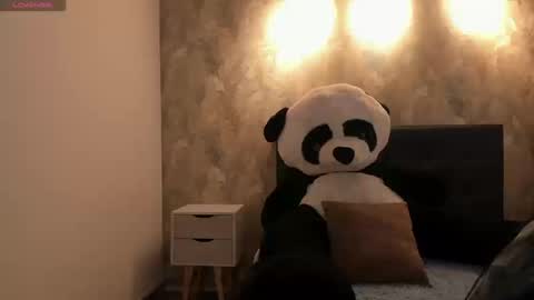 Alice  online show from September 25, 2025, 3:54 am