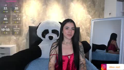 Alice  online show from October 4, 2025, 3:26 am