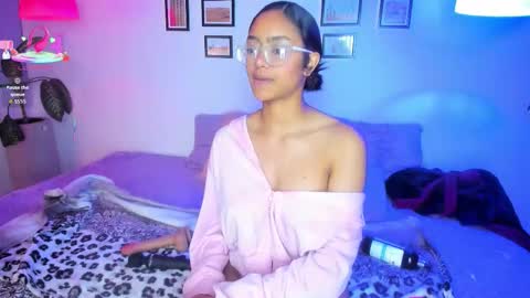 Snapshot of alice_simmons chatting on February 27, 2026, 1:00 pm alice_simmons online show from February 27, 2026, 1:00 pm