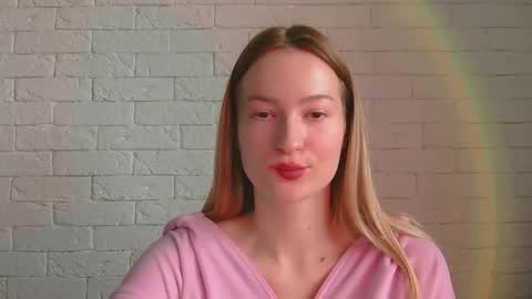 Snapshot of alice_sweet_01 chatting on December 22, 2025, 11:29 am Alice online show from December 22, 2025, 11:29 am