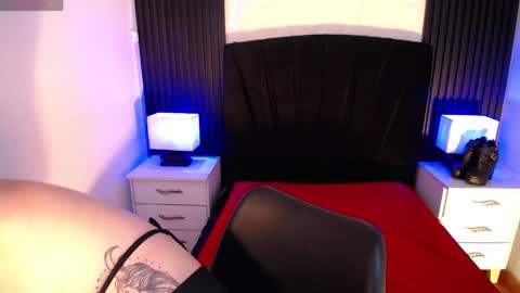 Snapshot of alice_sweetmomma chatting on May 20, 2026, 8:26 pm Alice online show from May 20, 2026, 8:26 pm
