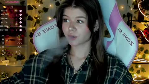 Alice online show from April 23, 2026, 7:16 pm