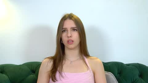 Snapshot of aliceatkin chatting on May 27, 2026, 6:21 am Alice online show from May 27, 2026, 6:21 am