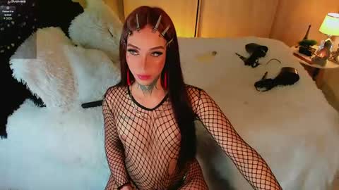 Snapshot of alicebby_bigcock19 chatting on June 14, 2026, 2:24 am Alice online show from June 14, 2026, 2:24 am