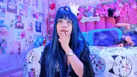 Snapshot of alicebenett_ chatting on May 10, 2026, 10:15 pm online show from May 10, 2026, 10:15 pm