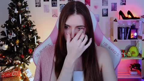 alicecharmy online show from December 22, 2024, 12:38 pm