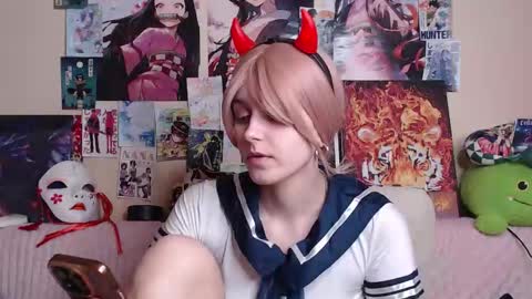 Snapshot of alicechio chatting on December 2, 2025, 8:15 pm alice online show from December 2, 2025, 8:15 pm