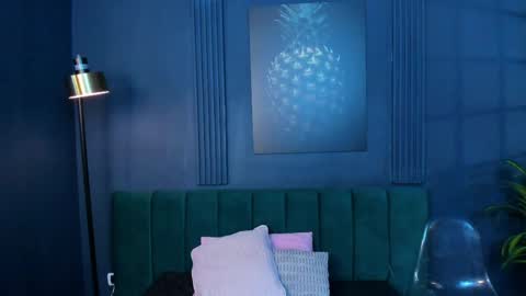 Snapshot of alicecoule chatting on May 18, 2026, 11:38 am Alice online show from May 18, 2026, 11:38 am
